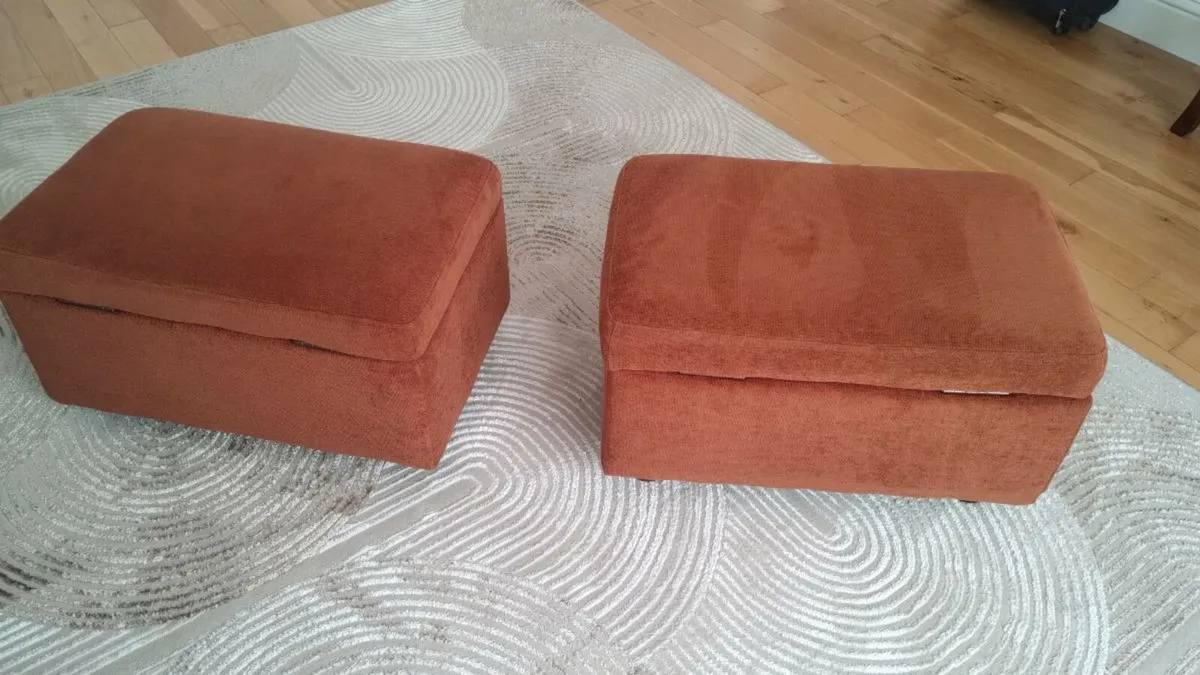 Ottoman / Footstool - Image 2