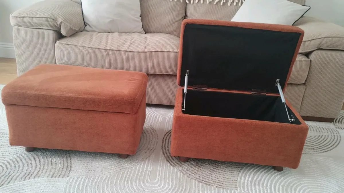 Ottoman / Footstool - Image 4
