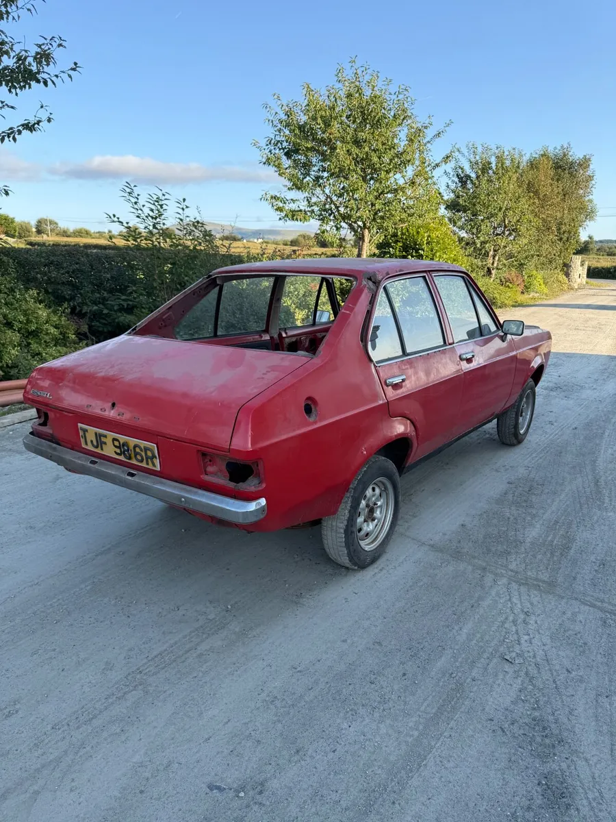 Ford Escort 1977 - Image 4