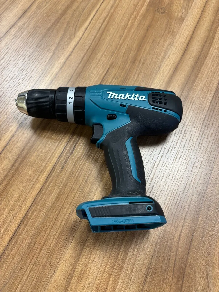 Makita Combi Drill - Image 1