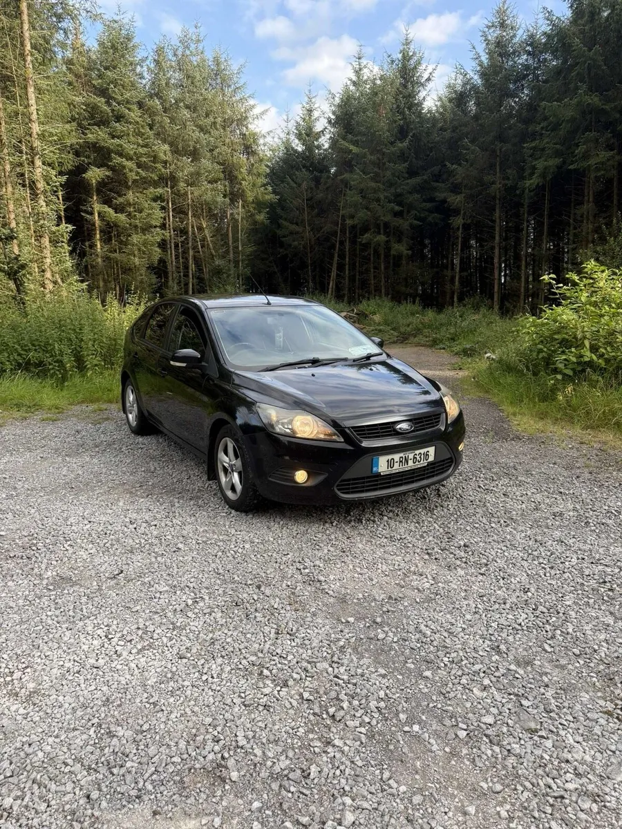 2010 Ford Focus Zetec 1.6L - Image 1