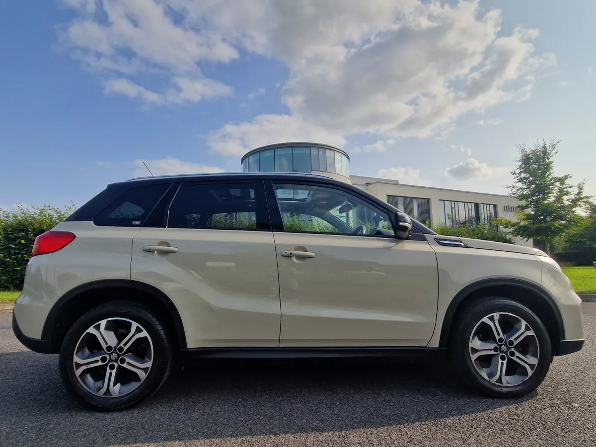 SUZUKI VITARA JEEP ,LOW KMS, 2 YR WARRANT , SUPERB - Image 1