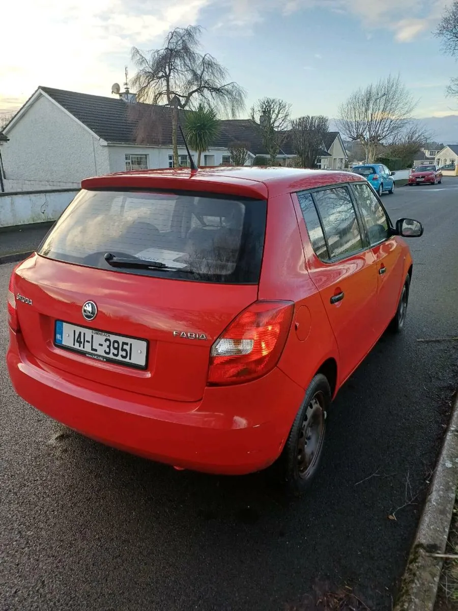 Car - Image 4