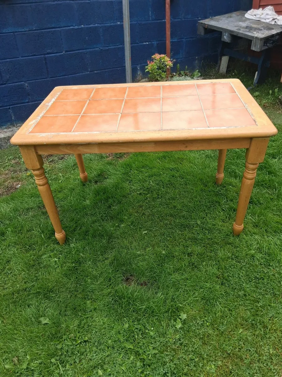 Kitchen table