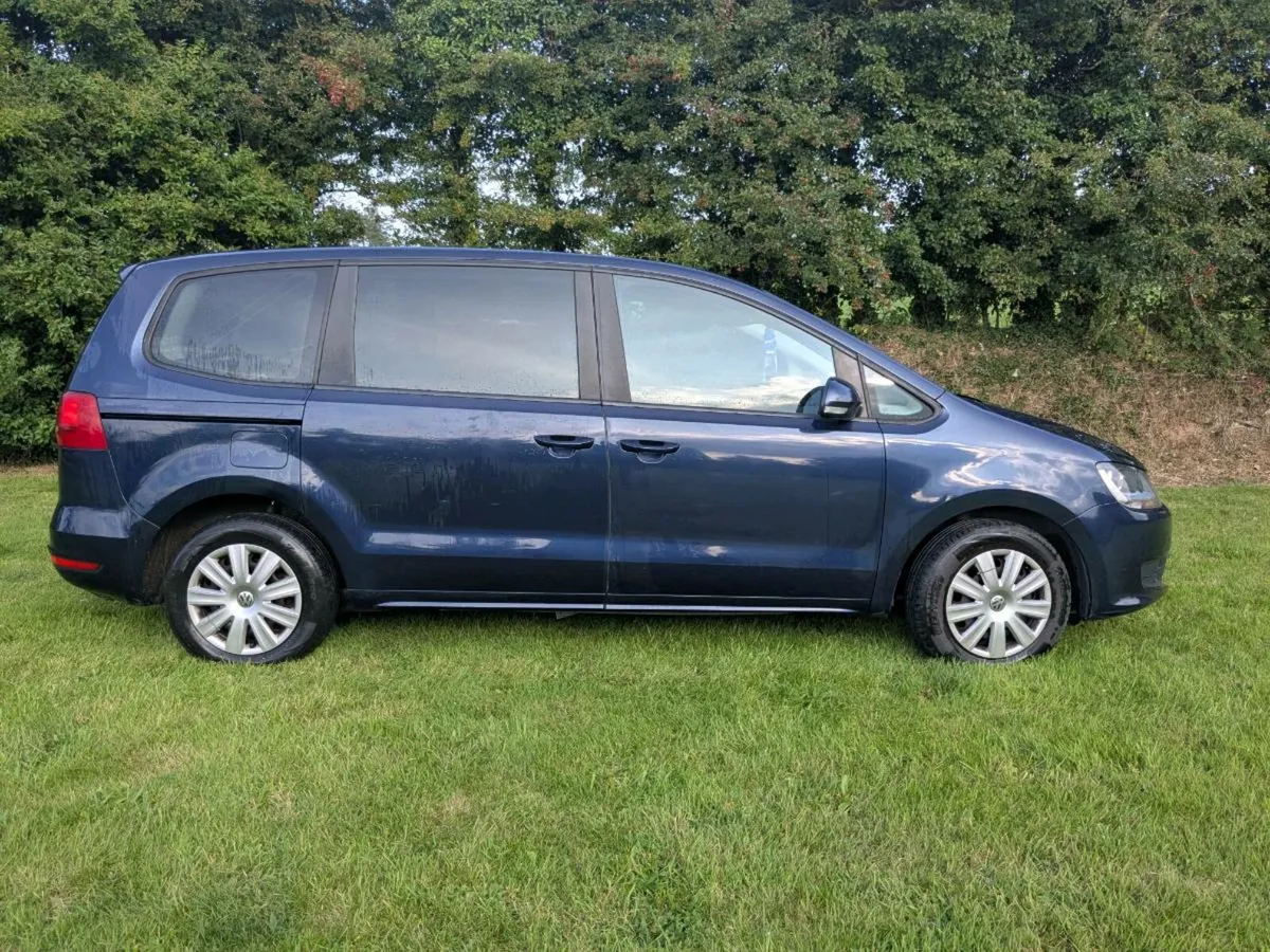 Volkswagen Sharan 2.0d - Image 4