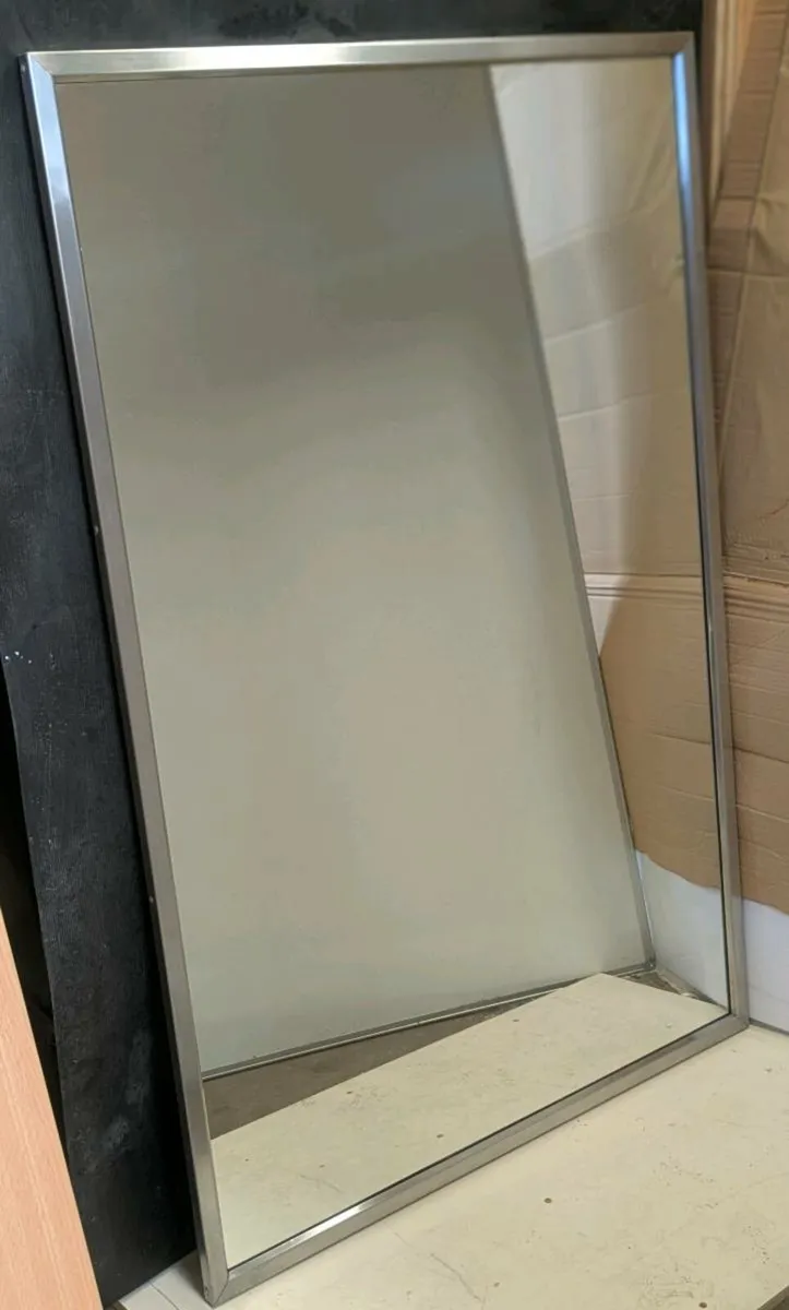 Mirror - Image 1