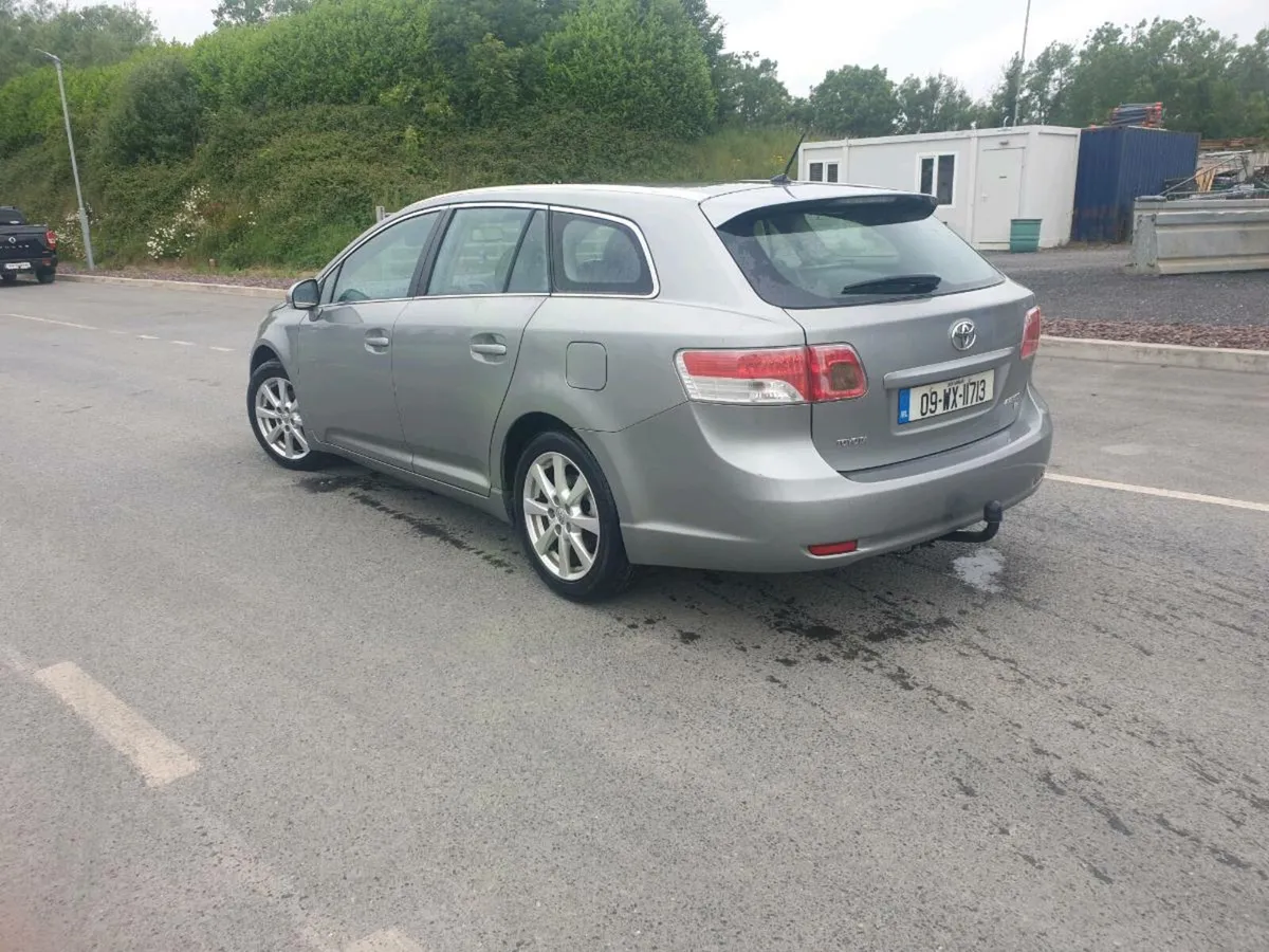 Toyota Avensis TR - Image 4