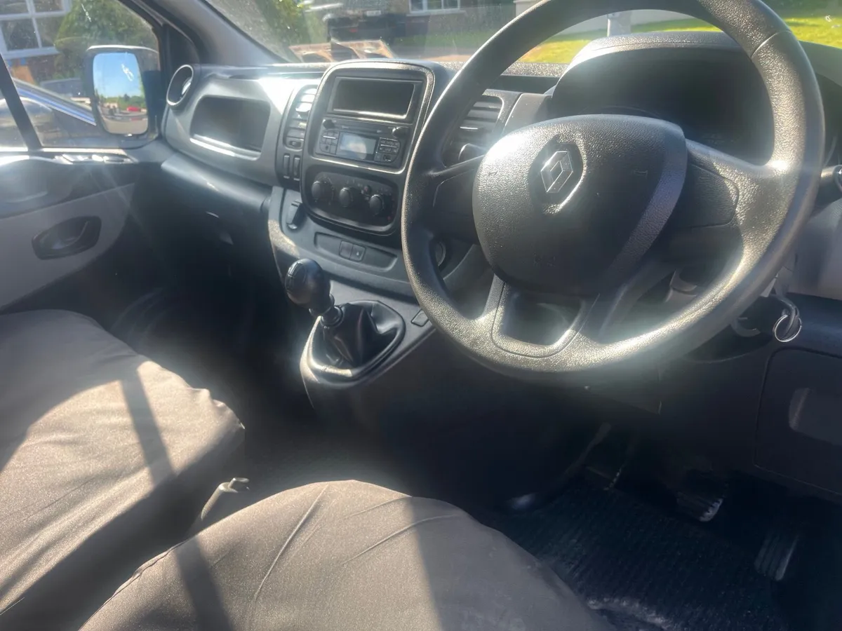 Renault Trafic 2018 - Image 3