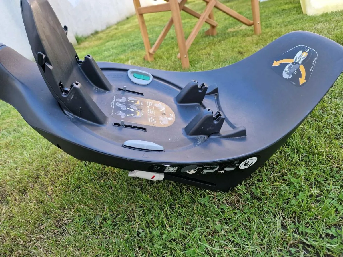 Cybex cloud Z 360 isofix base - Image 3