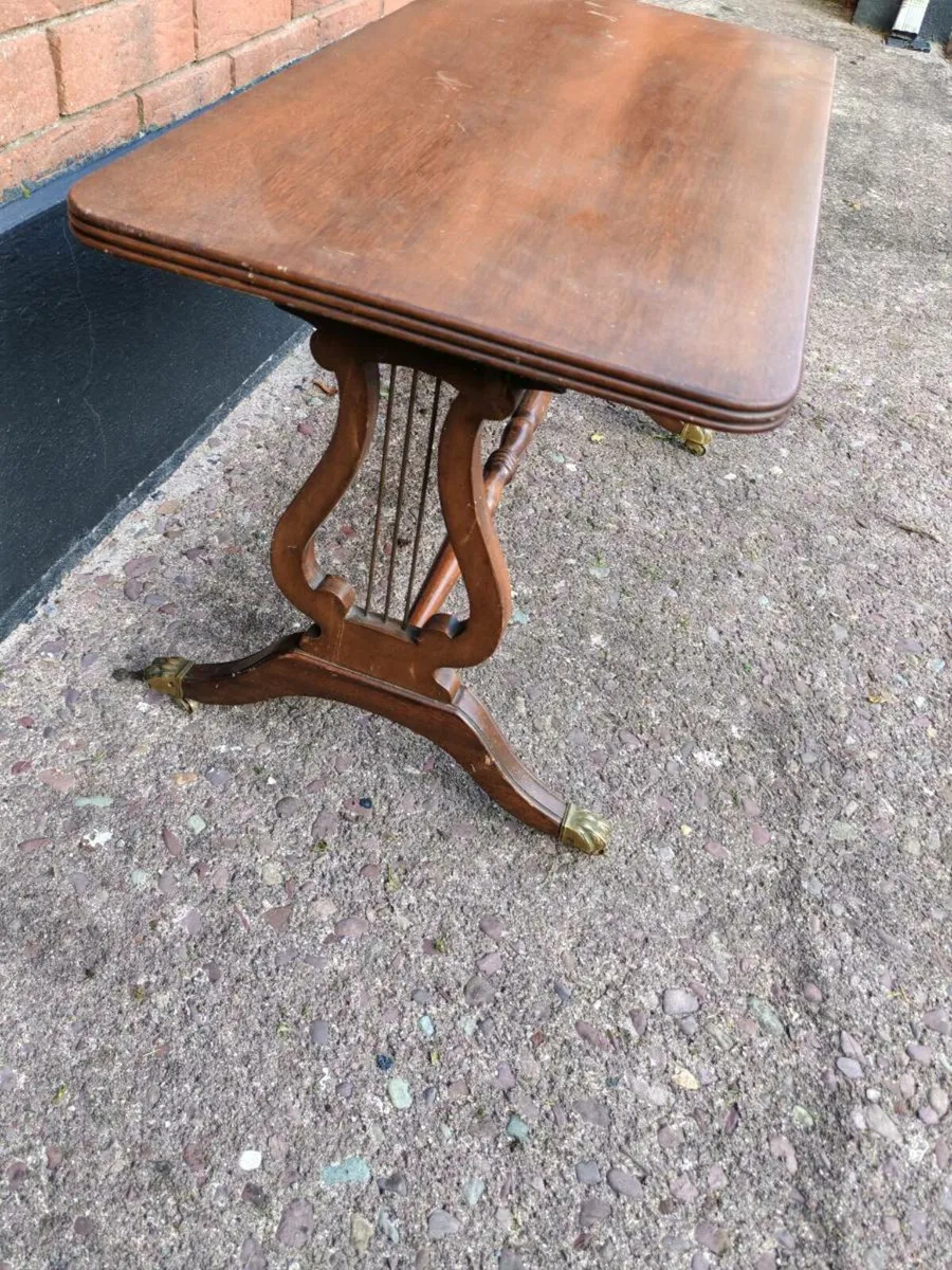 Harp Coffee table - Image 2