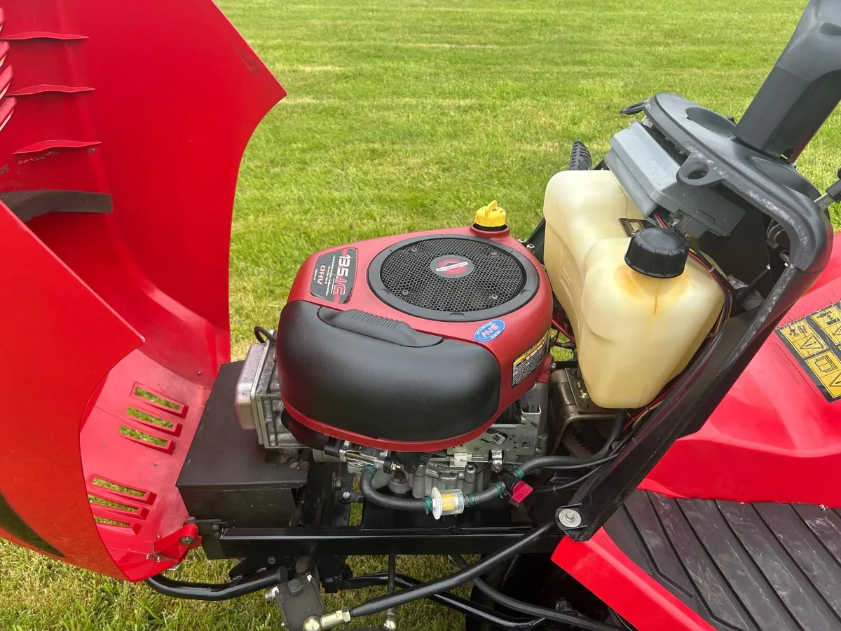 Ride on mower - Image 3