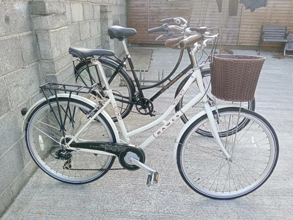 2 adult town bikes - Image 1
