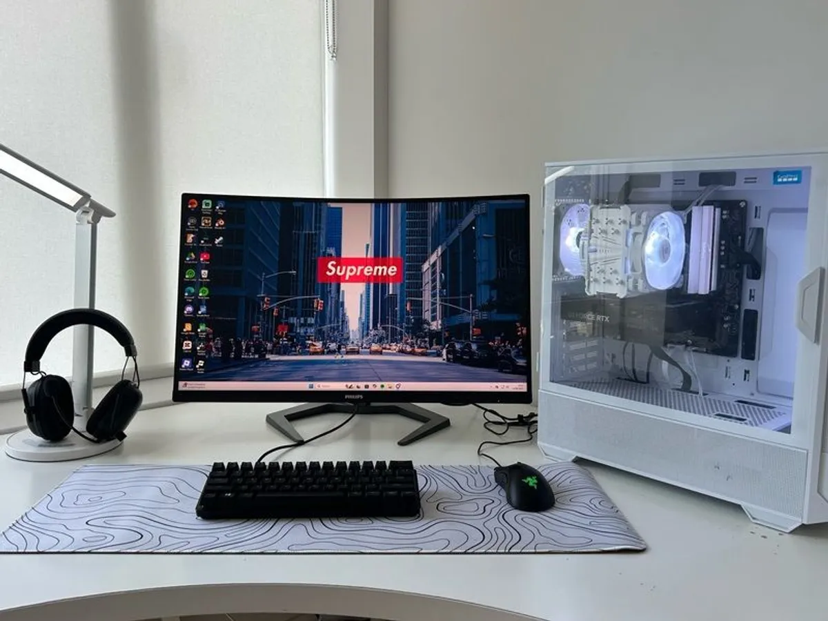 High-end gaming PC -Full Setup - Image 1