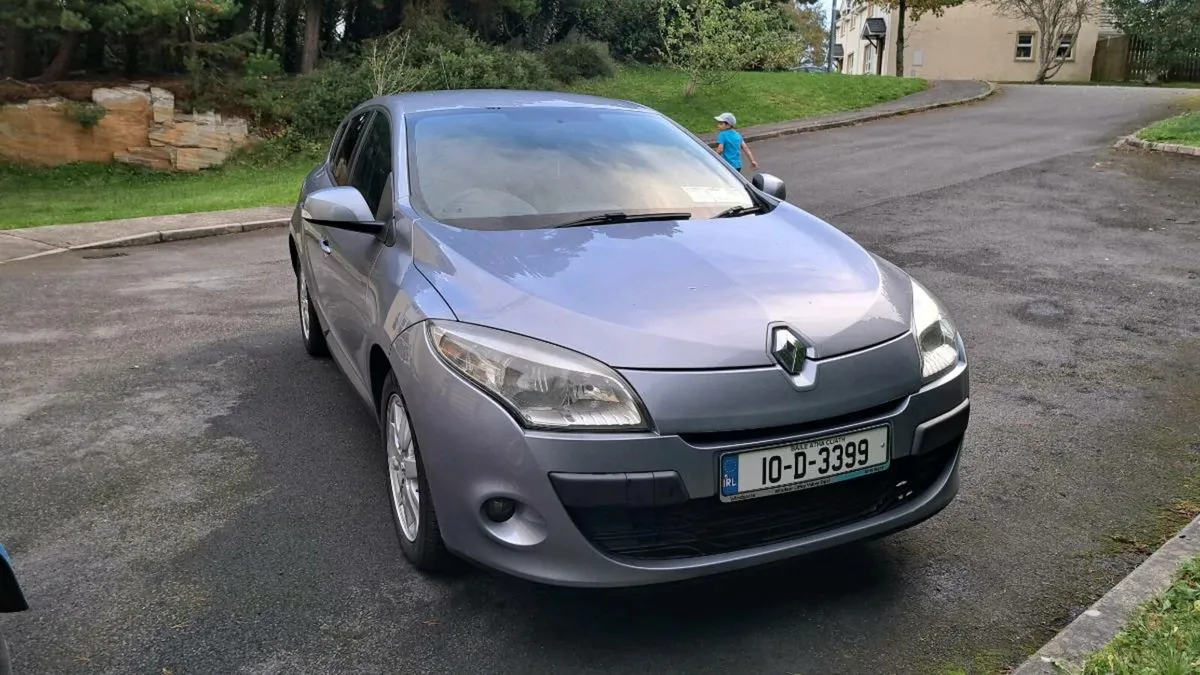 2010 Renault Megane 1.5 dCi Dynamique - Image 1
