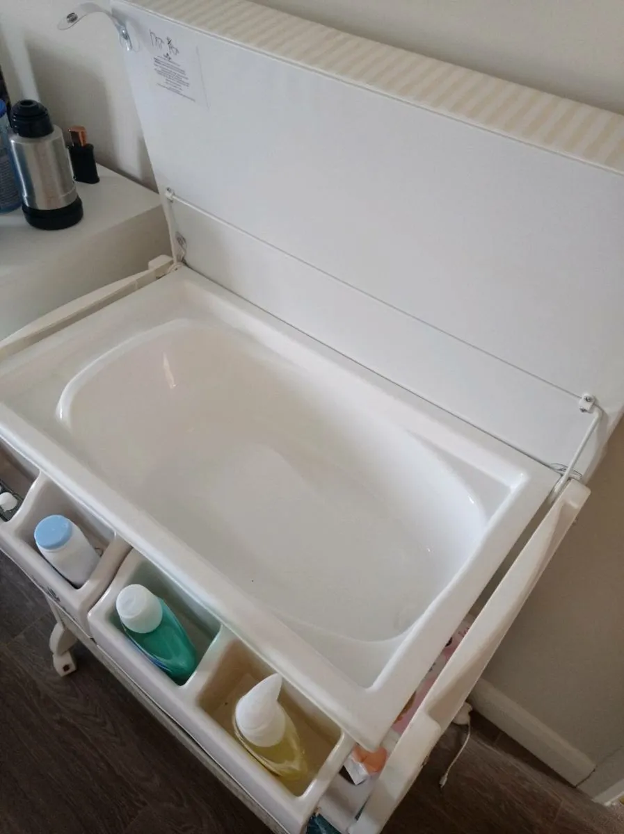 Baby stuff everything for 70 euro !!! - Image 3
