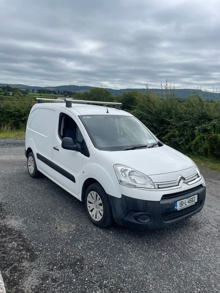 Extremely clean 2015 berlingo - Image 1