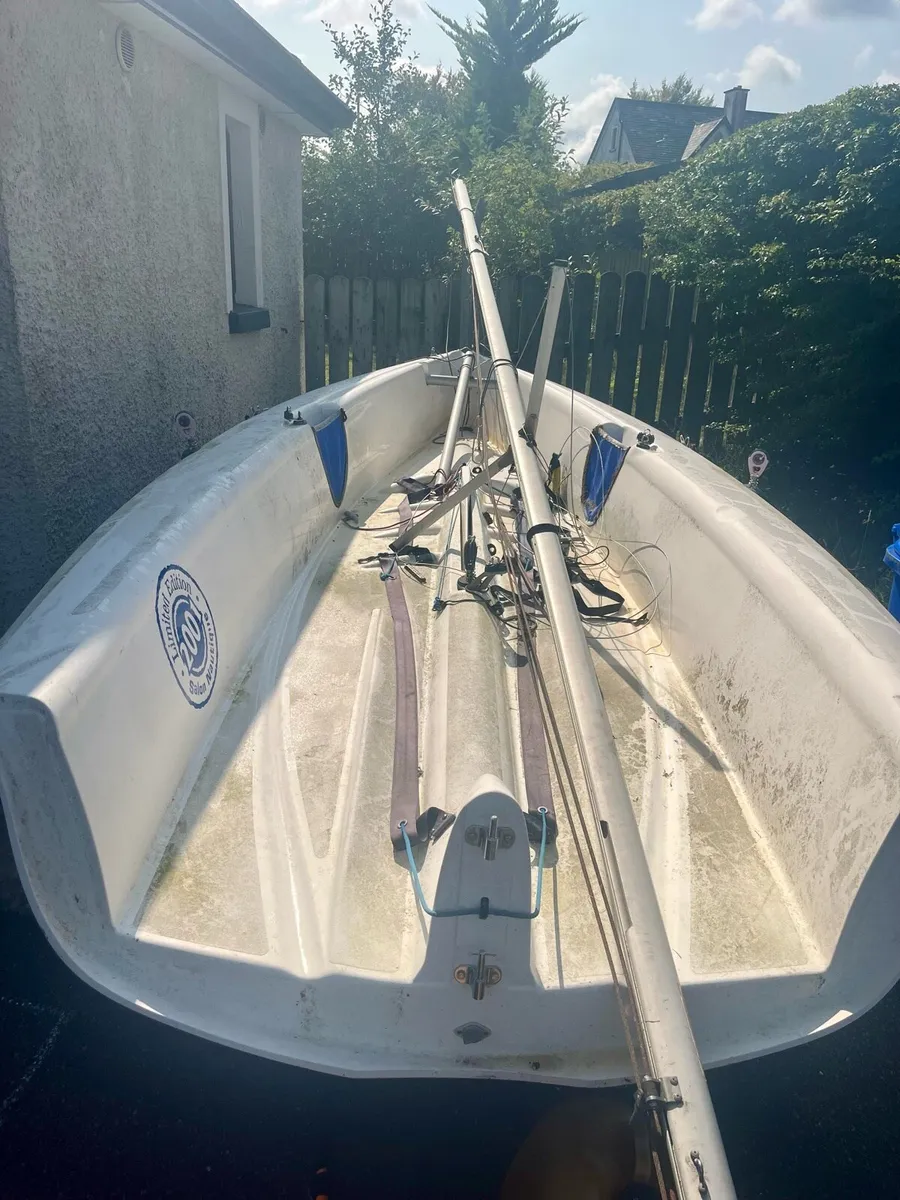 New Bat Sailing Dinghy and Trailer - Image 2