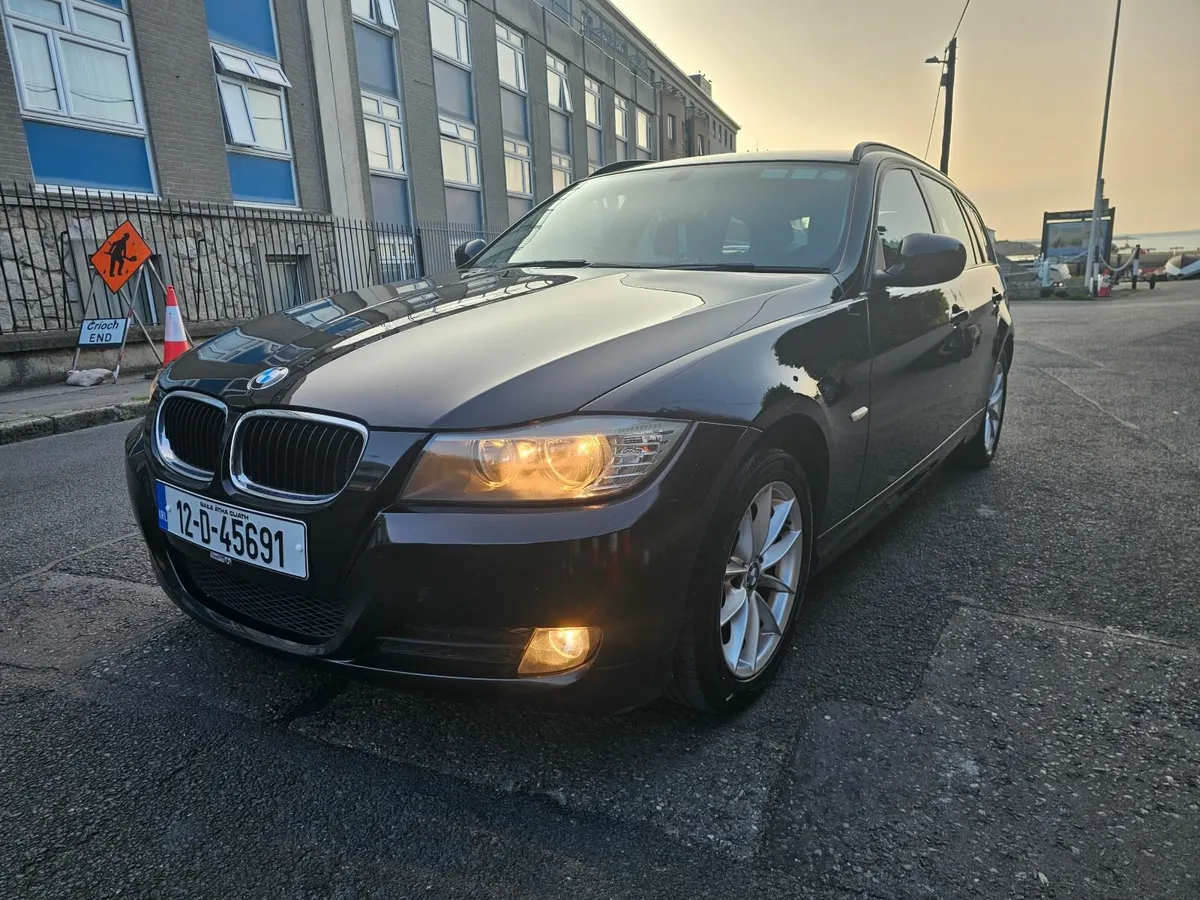 BMW 318D 2012 ESTATE TAX&NCT - Image 3