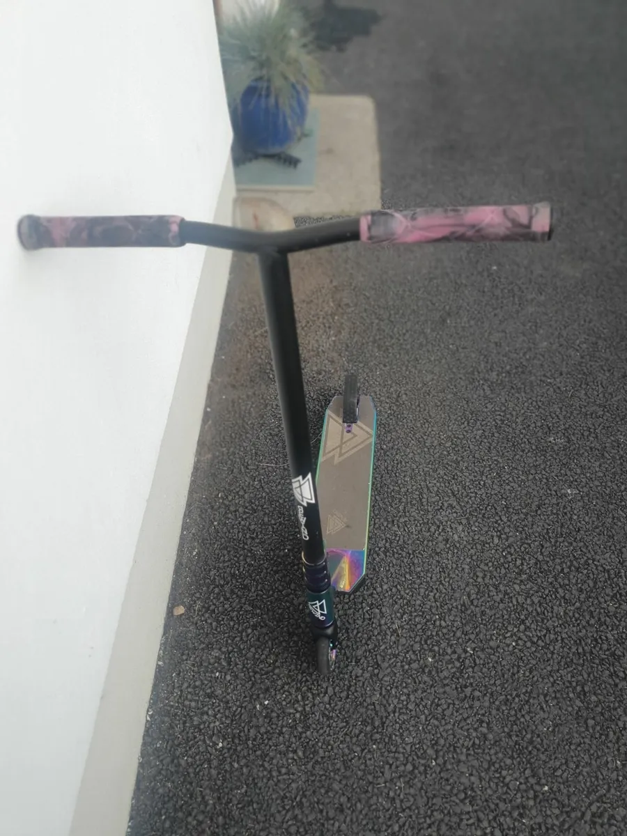 Stunt scooter - Image 2