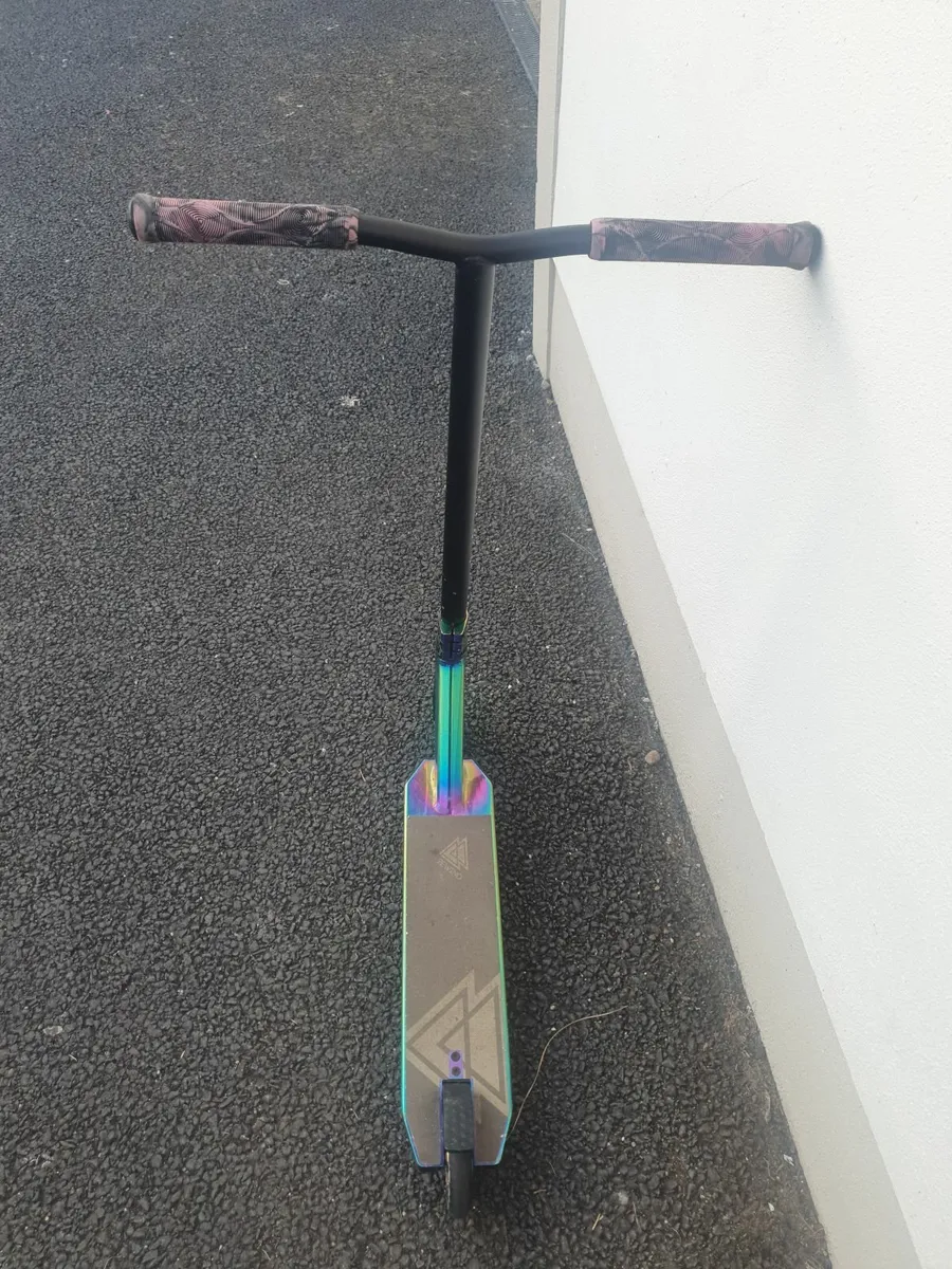 Stunt scooter - Image 3