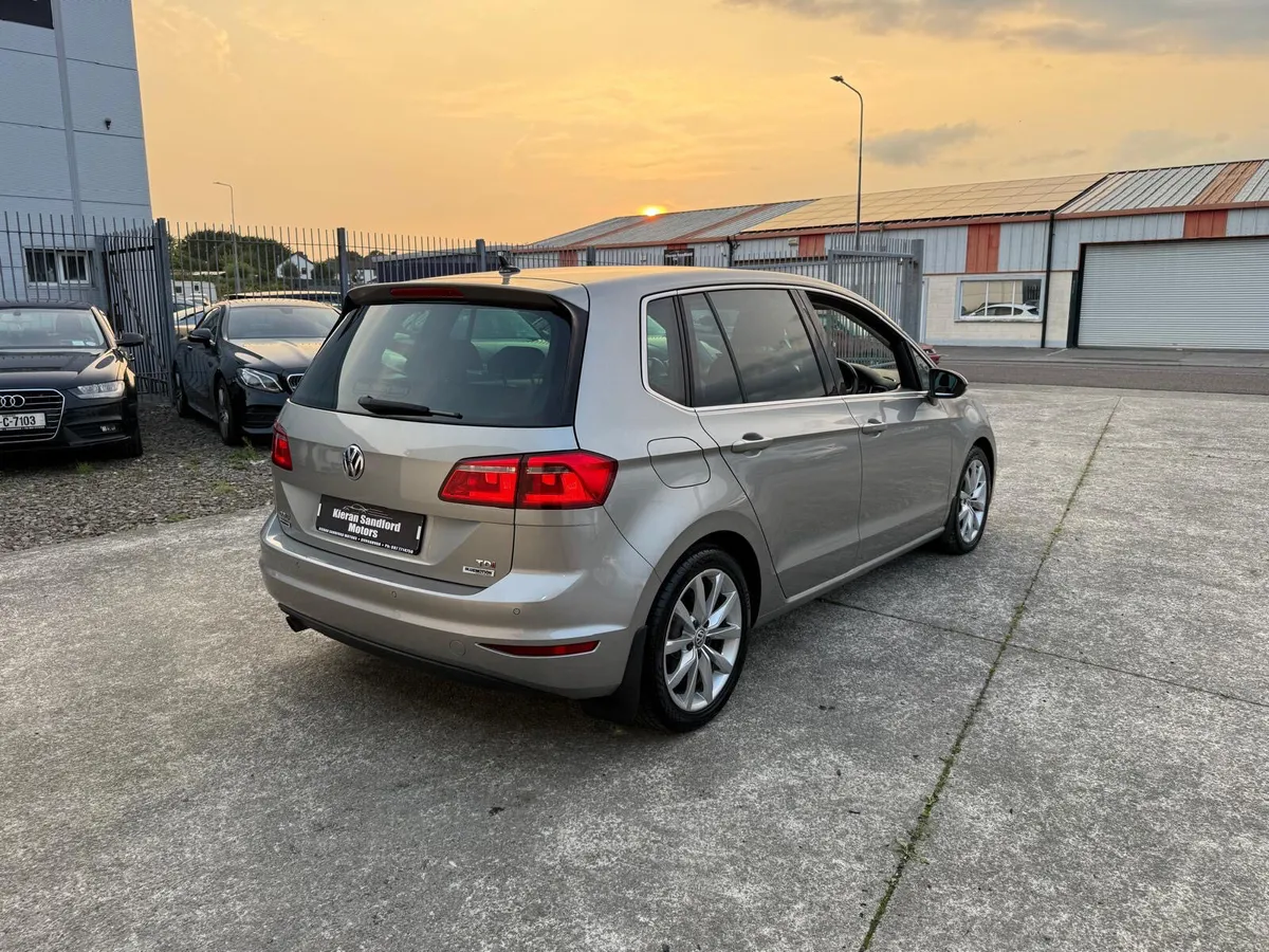 2016 Volkswagen Golf - LOW KMS - Finance Available - Image 4