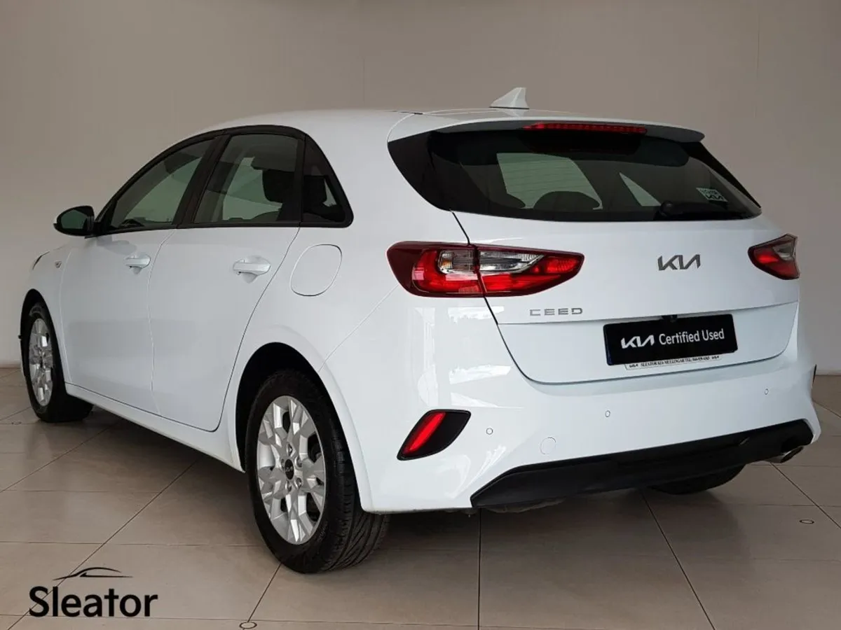 Kia Ceed 1.6d Mhev K2 My23 5DR - Image 3