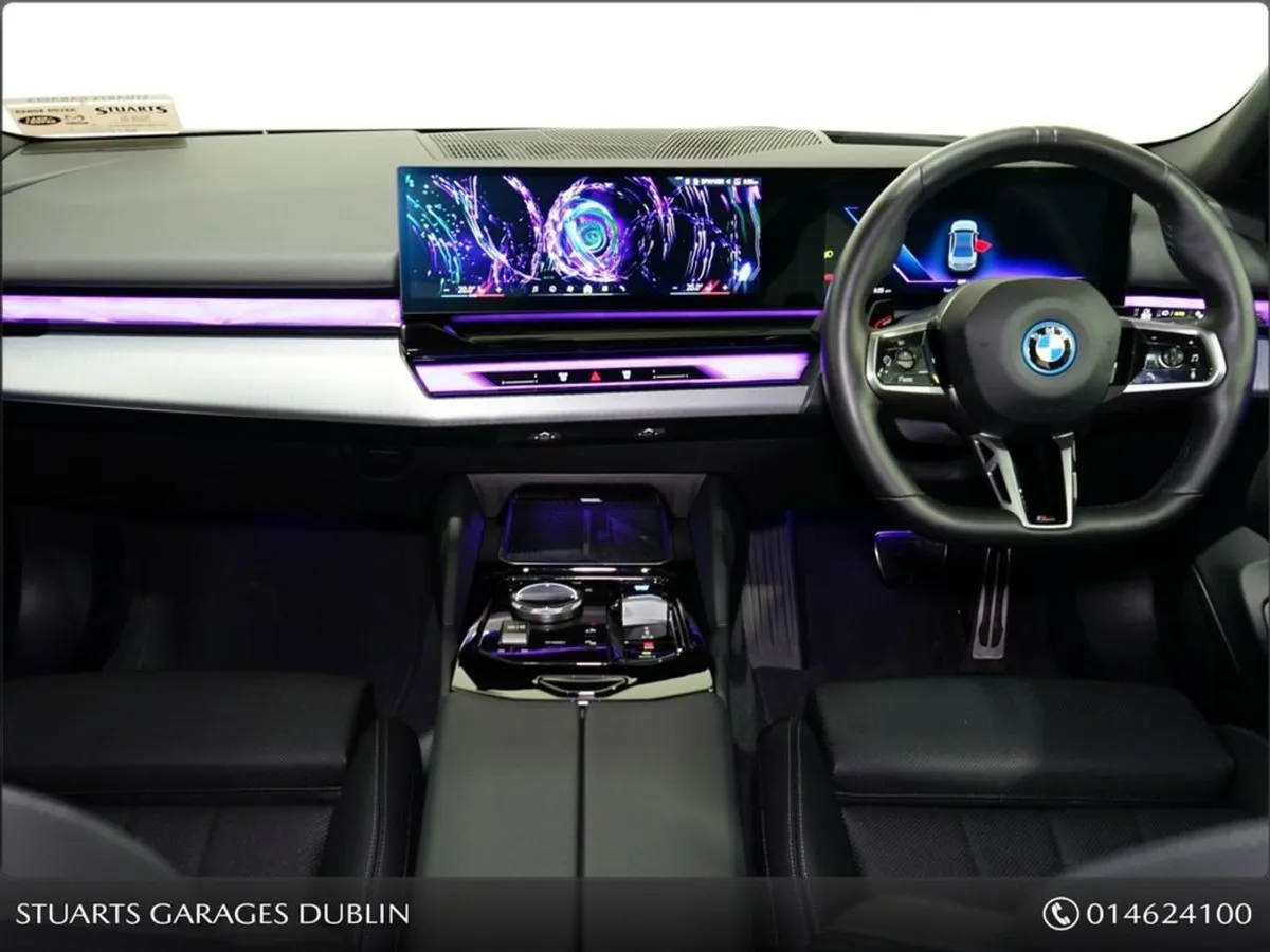 BMW i5  panoramic Roof  i5 M-sport Edrive40 Brook - Image 4