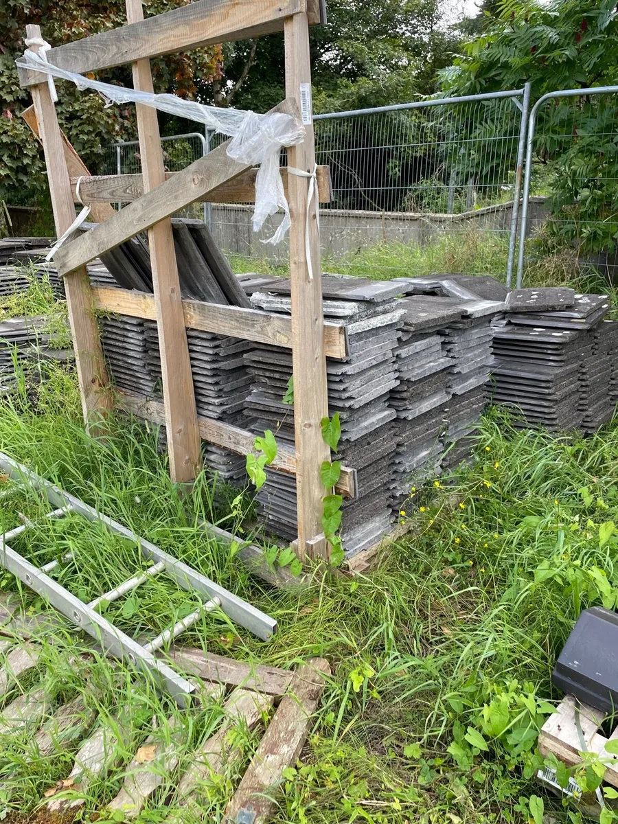 Quin Roof Tiles - Image 1