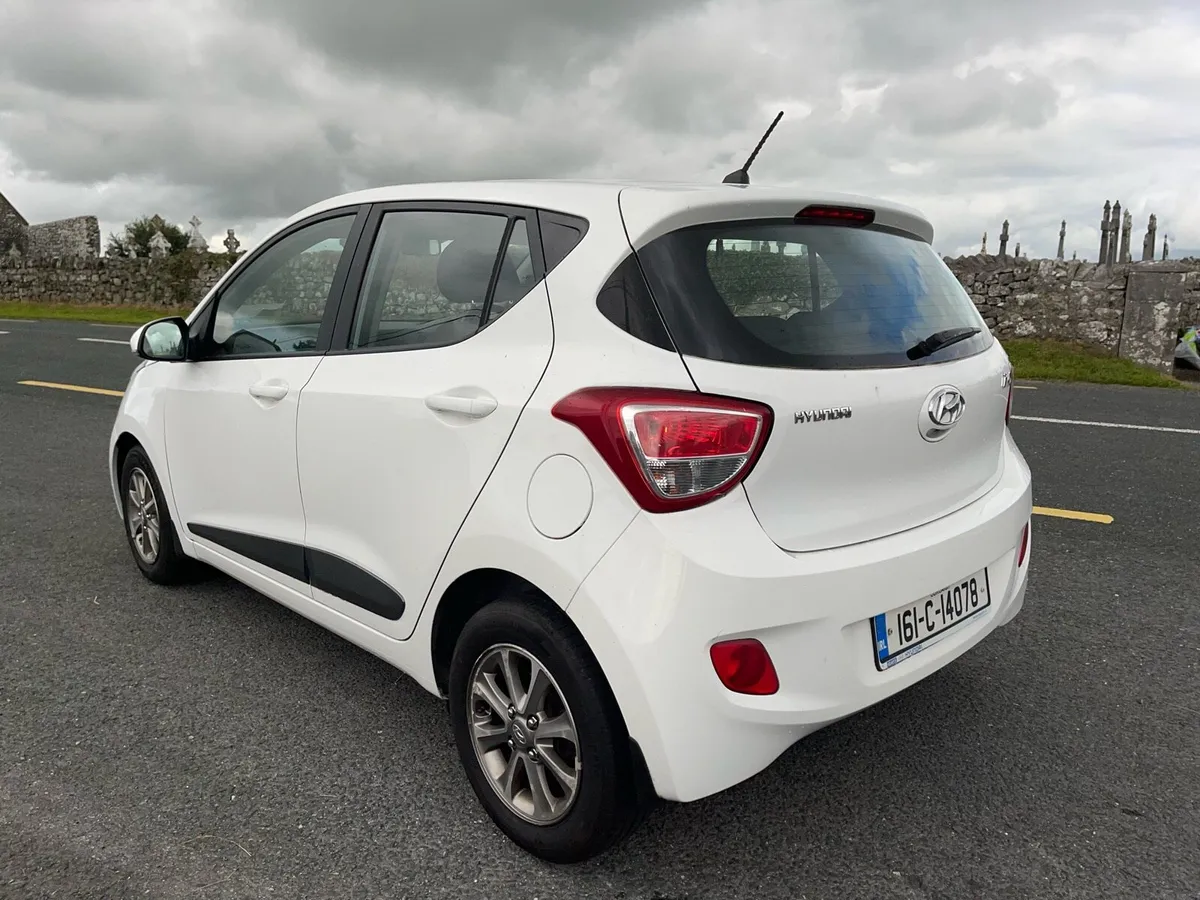 2016 Hyundai i10 - Image 4