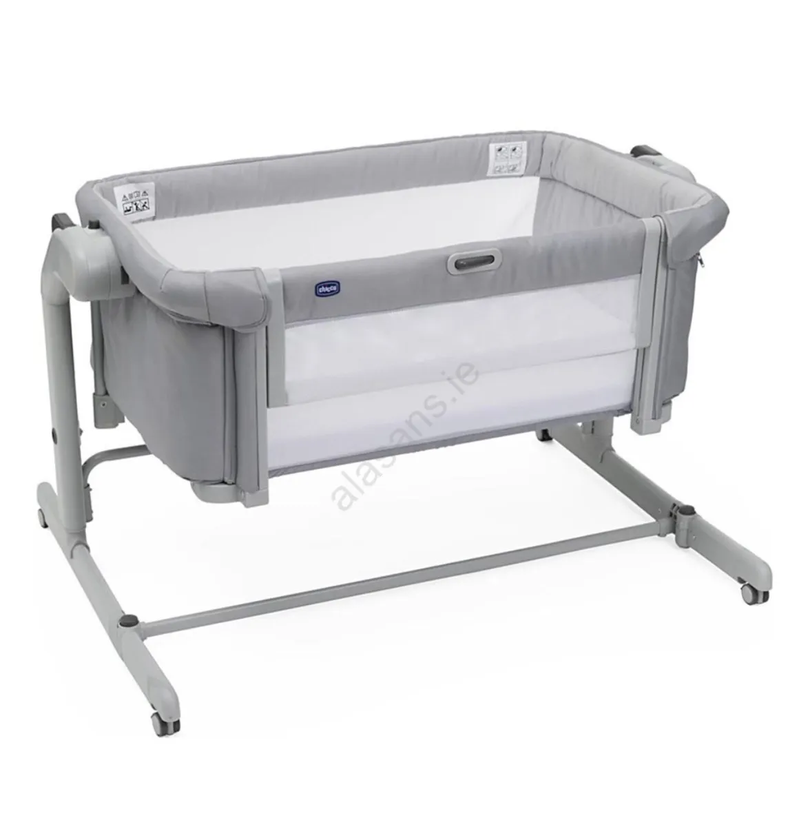 Chicco Next2Me Magic Evo Bedside Crib in Grey - Image 1