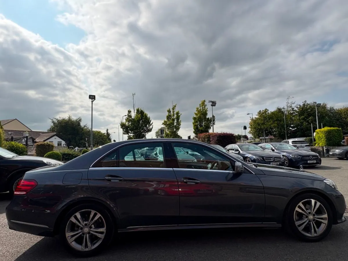 Mercedes-Benz E-Class E220 Bluetec SE 4DR Auto - Image 4