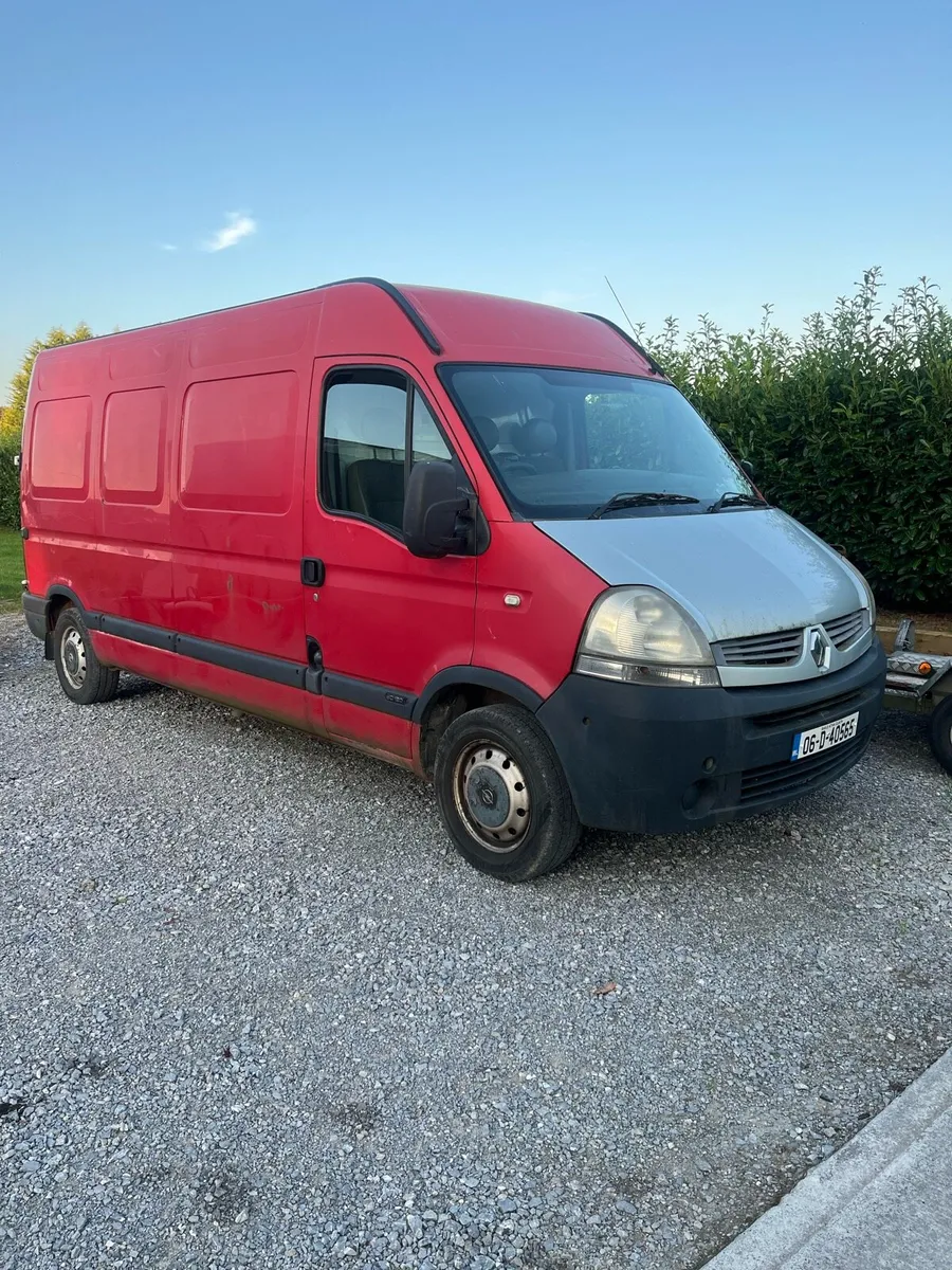 Nissan interstar