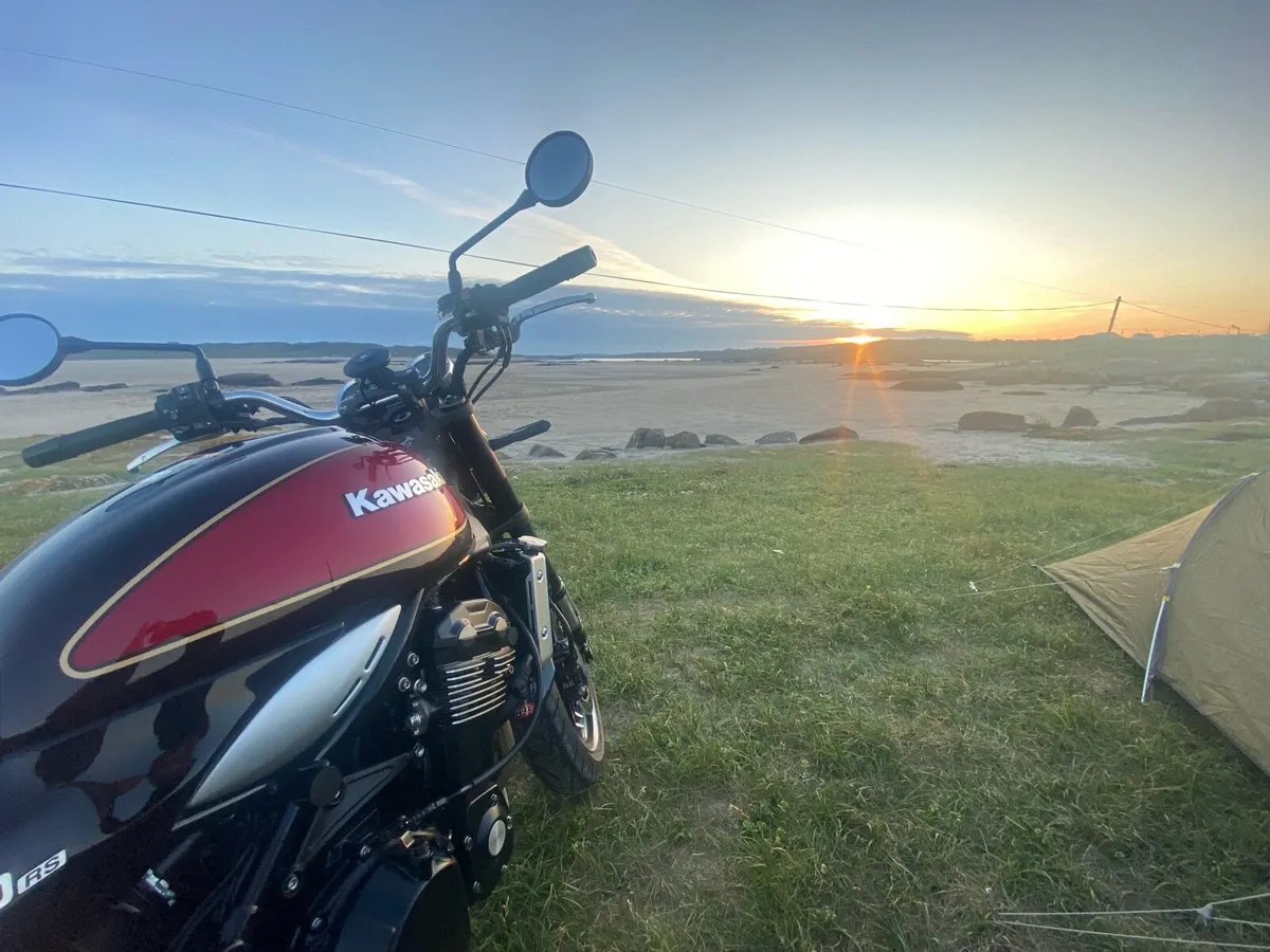 Kawazaki Z900RS - Image 1