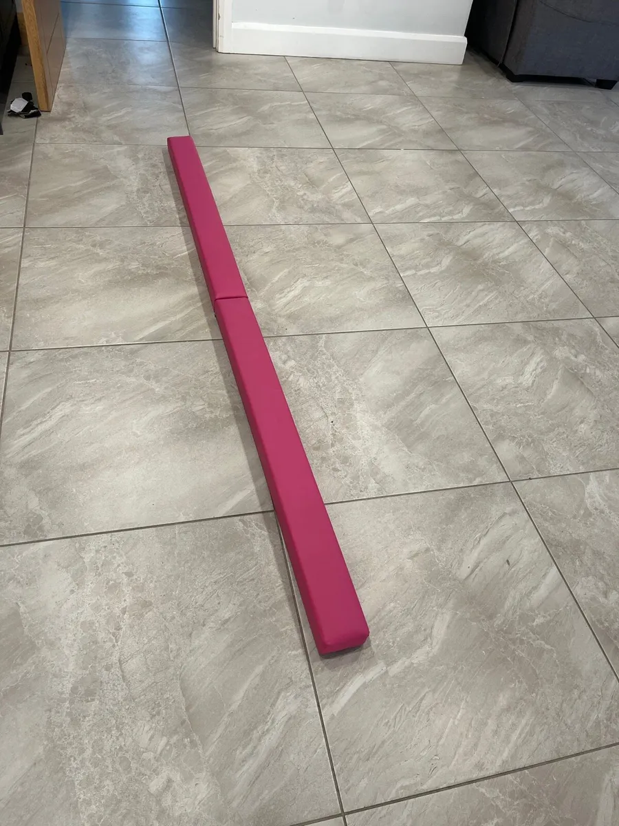 gymnastics beam - Image 1