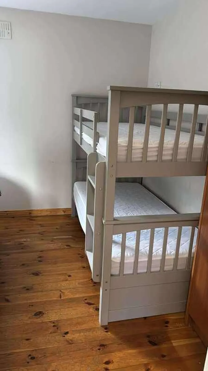 Bunk bed as new. (Solid pine wood) - Image 2