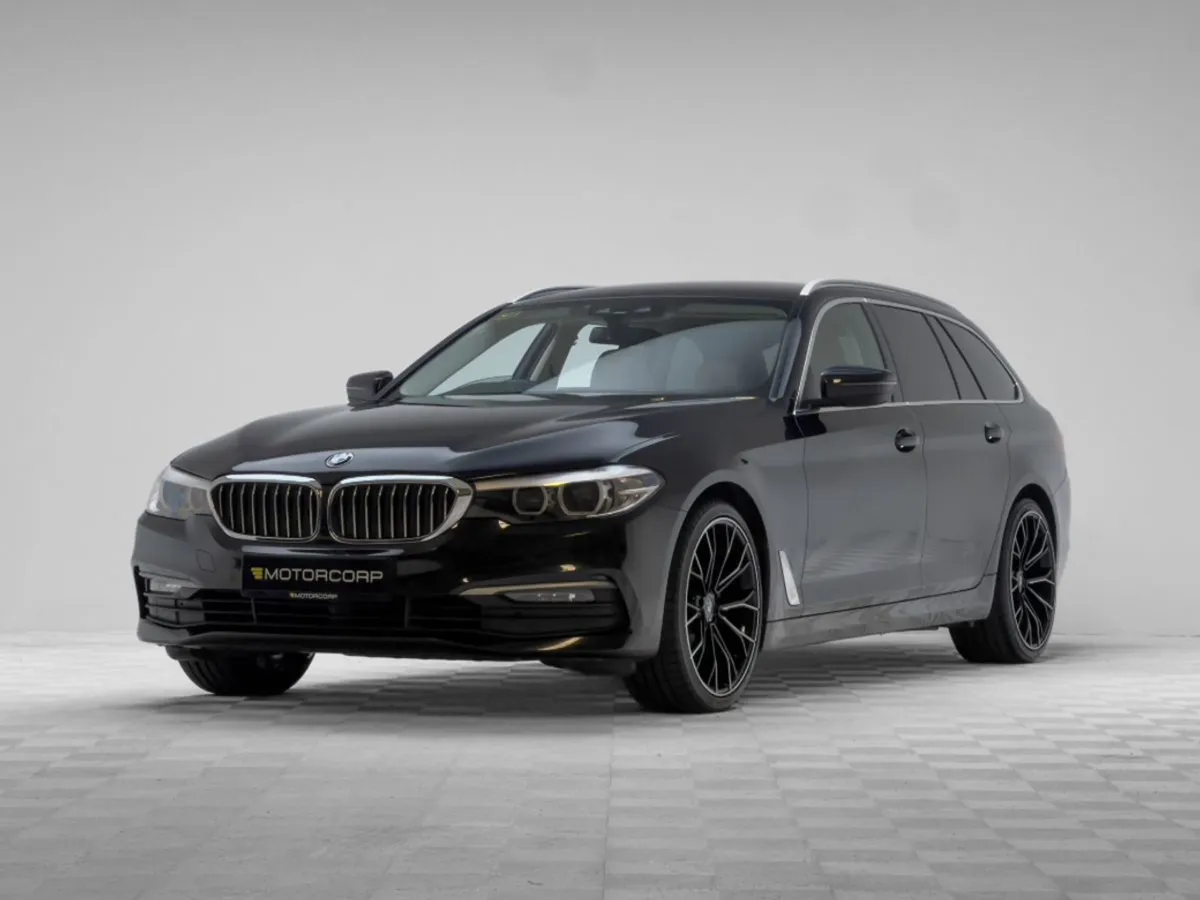 BMW 5 Series 520D Touring - Image 3