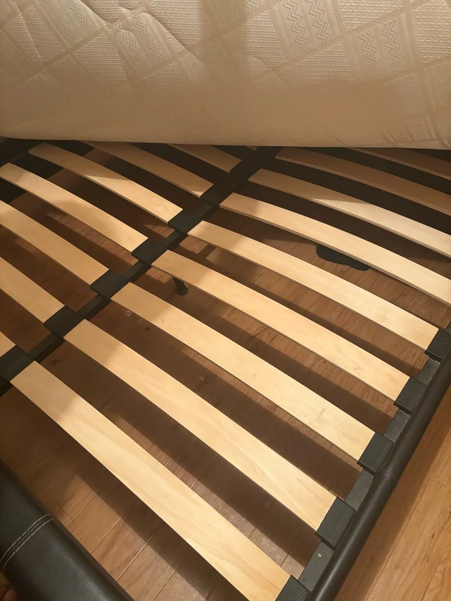Double bed and mattress - Image 3