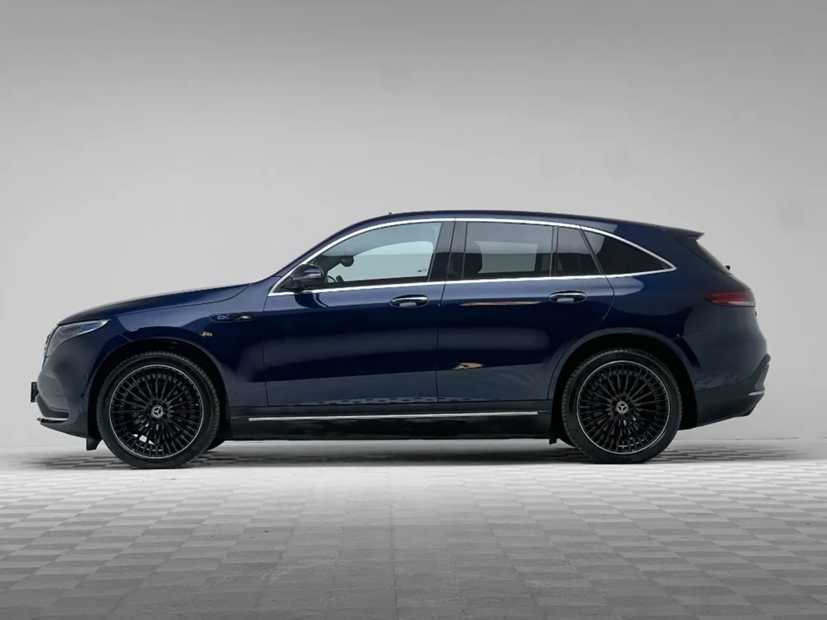 Mercedes-Benz EQC 400 AMG Line Prem Plus 4matic - Image 4