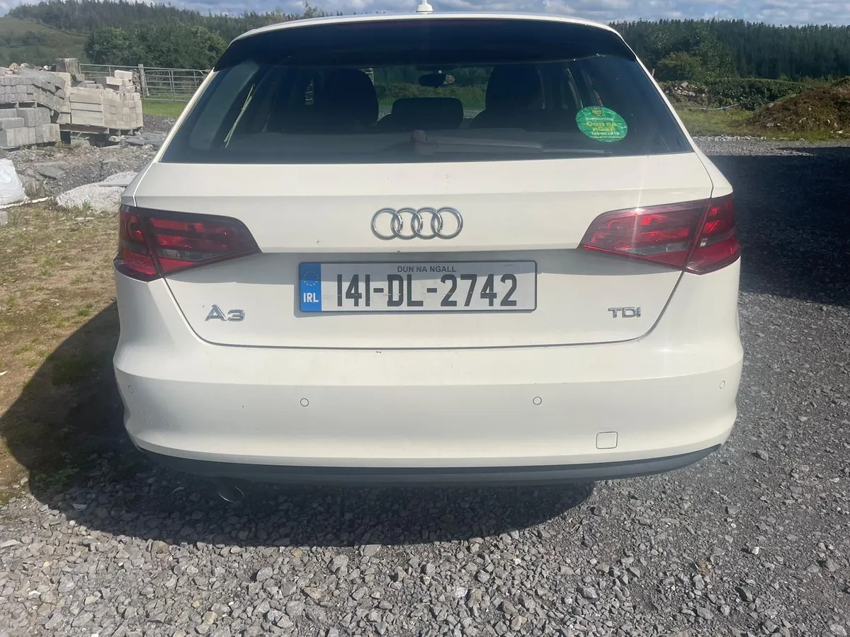 Audi A3 SE 2014 - Image 2