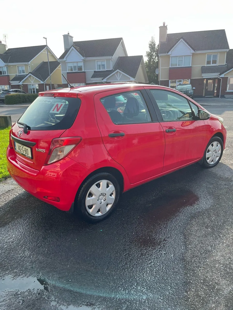Toyota Yaris 2014 - Image 2