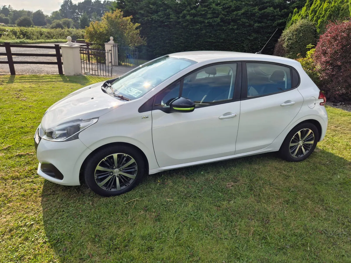 Peugeot 208 2016 - Image 3