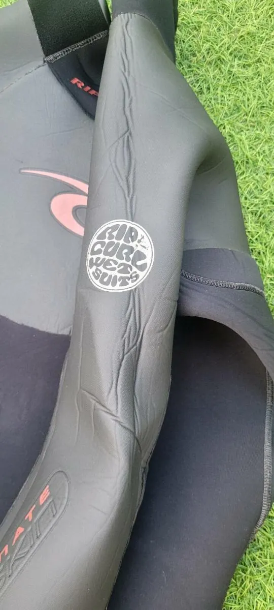 Wetsuit - Image 3