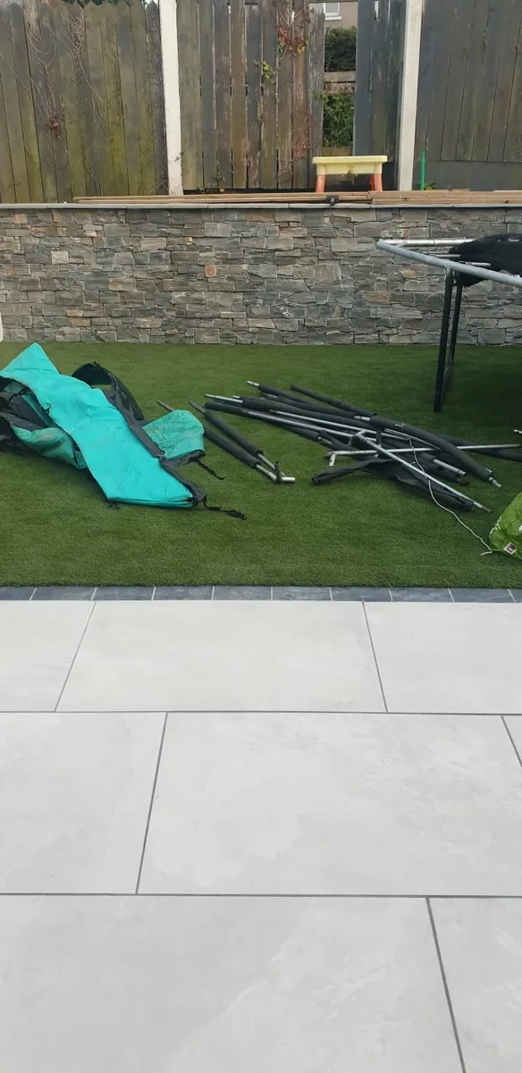 12ft x 8ft trampoline - Image 1