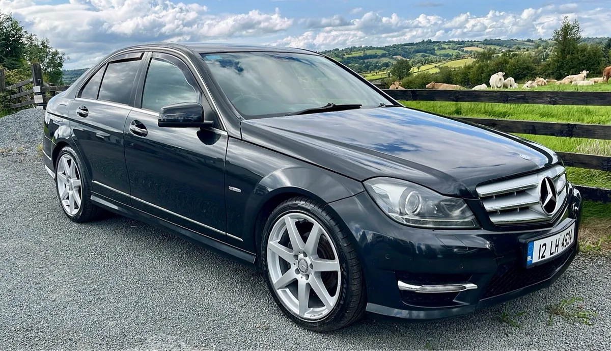 2012 Mercedes C220  Auto Amg - Image 4