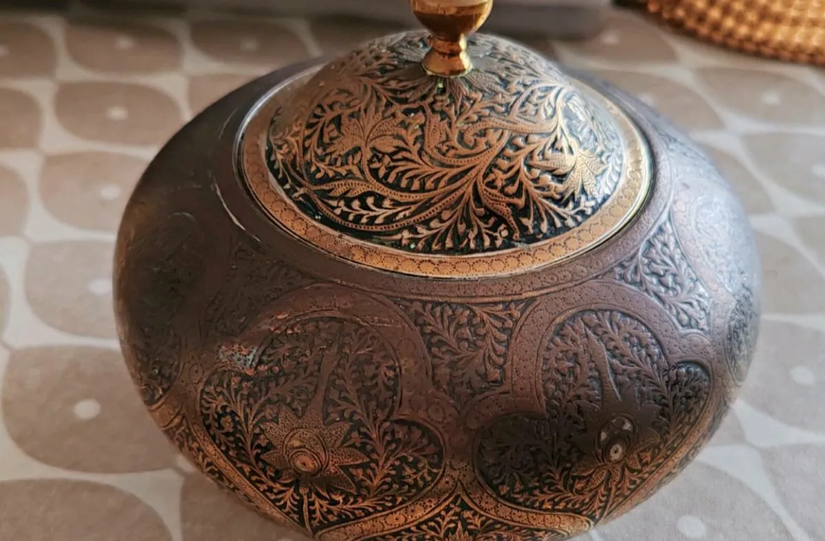 Vintage decorative pot - Image 3