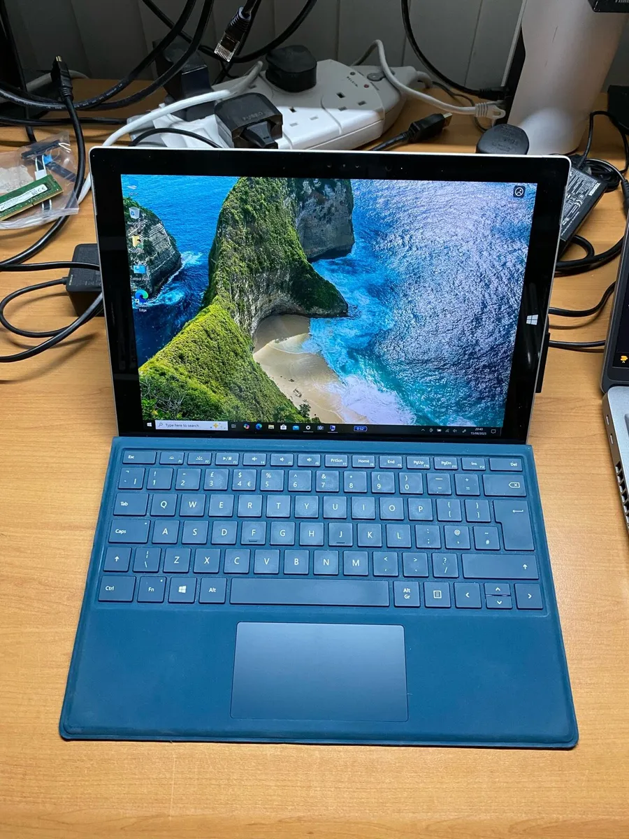 Microsoft surface pro 3 - i7 8-512 win 10pro - Image 1