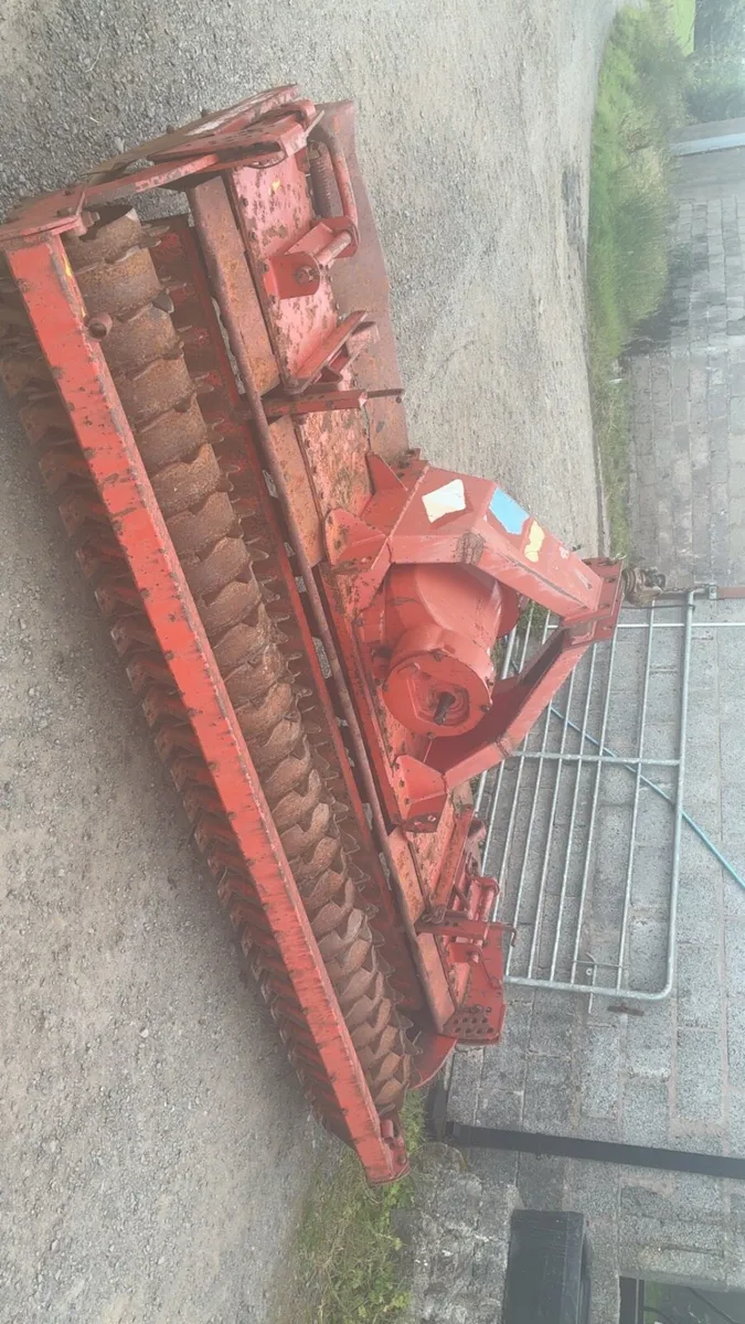 Kuhn power harrow - Image 3