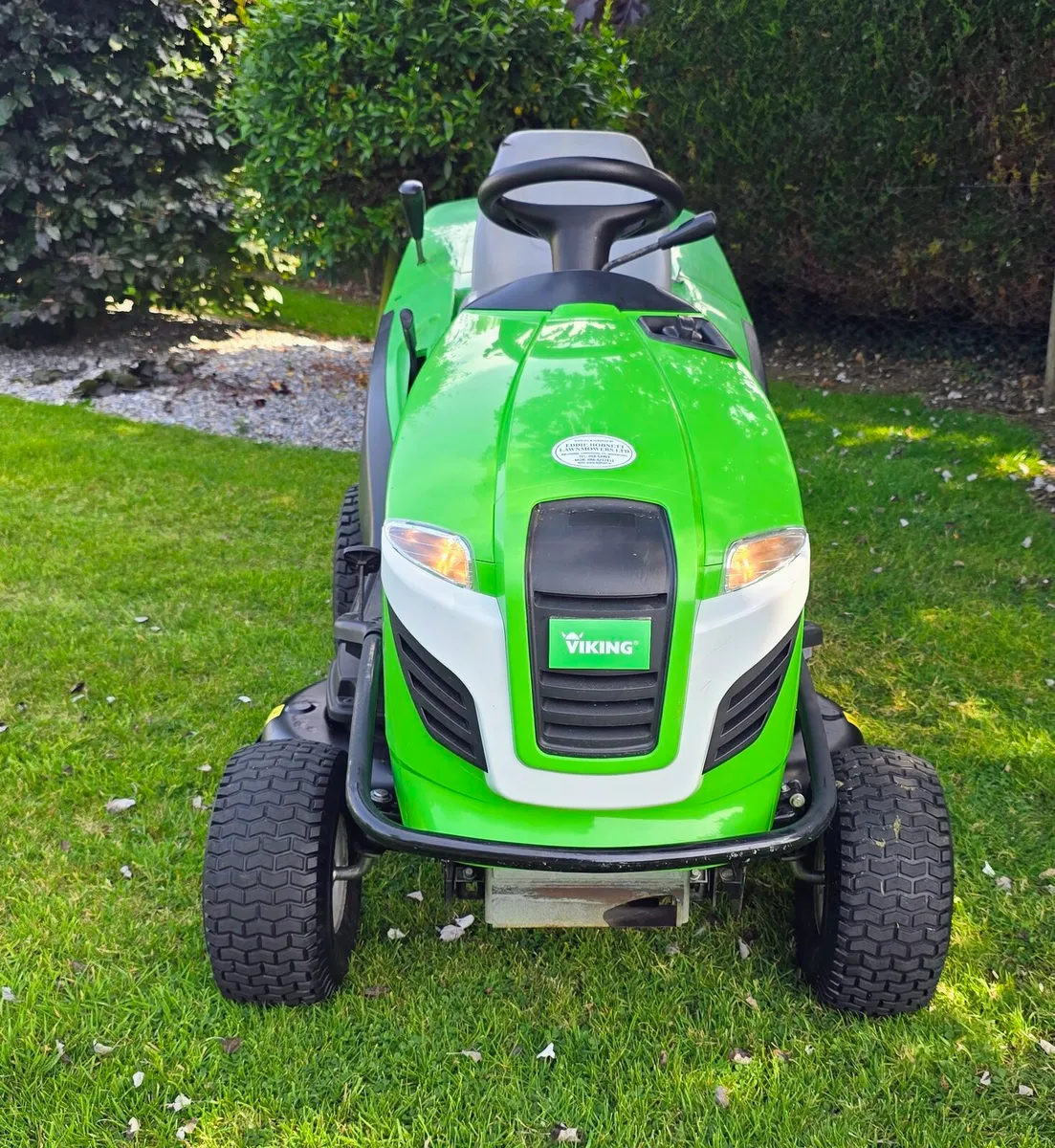 43" Viking tractor mower - Image 4