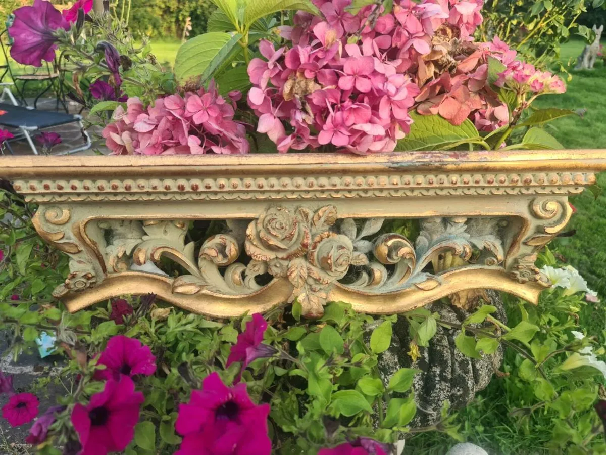 Gorgeous Rococco heavy shelves - Image 4