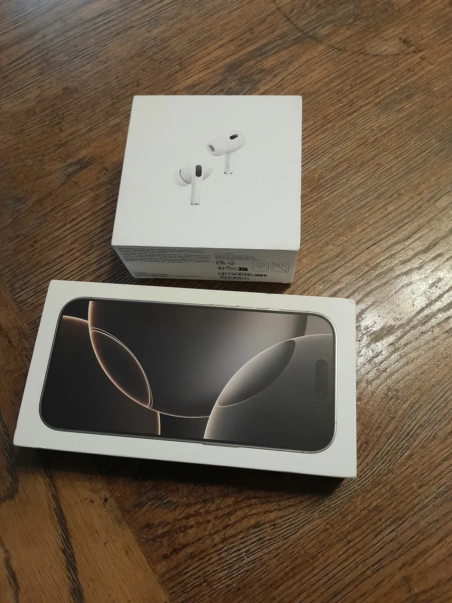 i Phone 16 Pro Max and AirPods Pro - Image 2